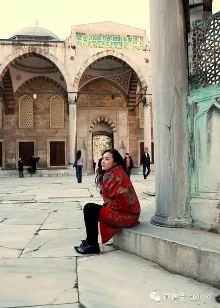 明星旅行糗事一籮筐 總有一個(gè)萌到你！