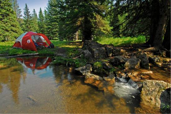 出國旅行 除了酒店還能睡在哪兒？