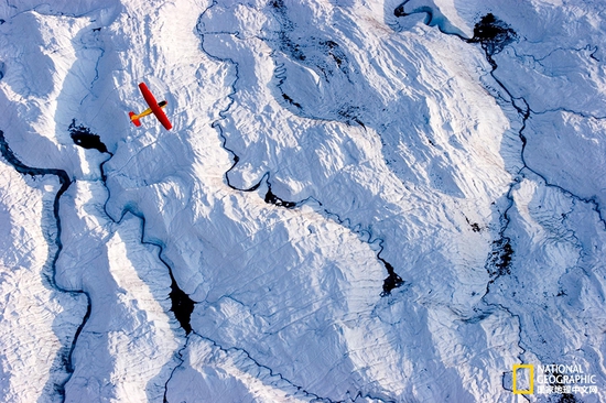 朗格爾-圣埃利亞斯國(guó)家公園保護(hù)區(qū)，阿拉斯加州攝影：Frans Lanting，國(guó)家地理創(chuàng)意版