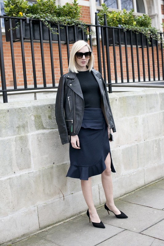 簡(jiǎn)約風(fēng)職場(chǎng)女性穿搭 黑白灰也可以不無聊