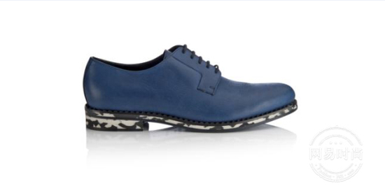 劉詩(shī)詩(shī)婚禮行頭值百萬(wàn) 不驕不躁剛剛好