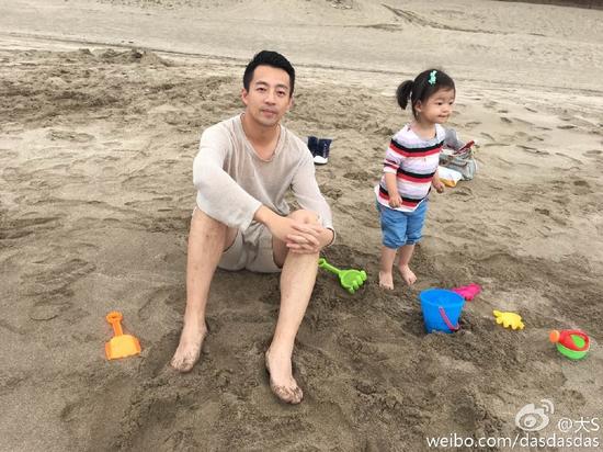 大S肚子大寸步難行 大S肚子大寸步難行