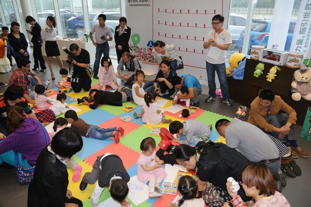 孩子們創(chuàng)意繪畫秀 孩子們創(chuàng)意繪畫秀