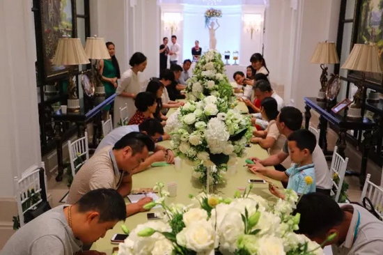 各位“小綠人”也把自己企業(yè)的問題通過卡片的形式，向劉東曉博士請教。