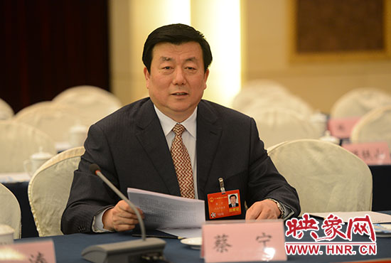 全國人大代表、河南省人民檢察院檢察長蔡寧