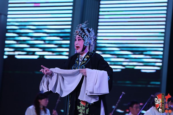 崔蘭田親傳弟子、國(guó)家一級(jí)演員張曉霞表演《桃花庵》上門樓一折