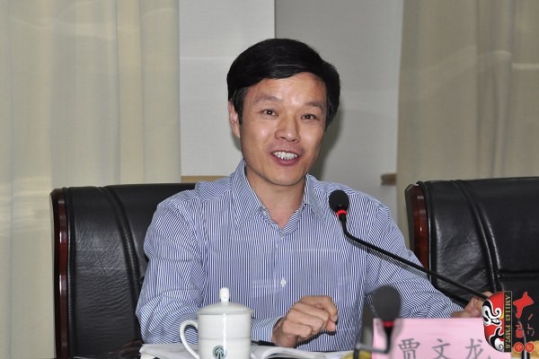 河南豫劇院副院長、三團團長賈文龍