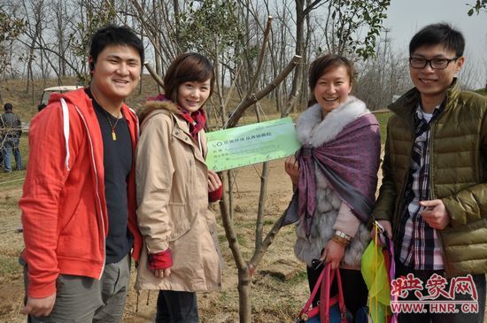 和勞動成果合影留念 和勞動成果合影留念