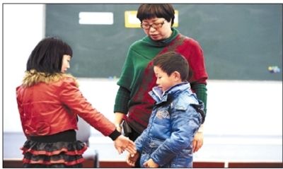 性教育課自定內(nèi)容 花樣繁多尺度不一 性教育課自定內(nèi)容 花樣繁多尺度不一