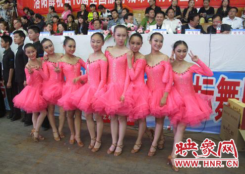 第十六屆全國(guó)旅游城市國(guó)標(biāo)舞公開賽 第十六屆全國(guó)旅游城市國(guó)標(biāo)舞公開賽