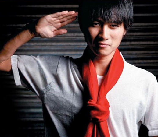 韓寒餐廳無(wú)照經(jīng)營(yíng)？明星開(kāi)餐廳的那些事