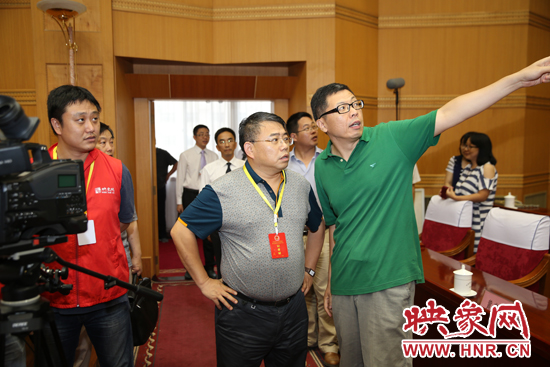 映象網(wǎng)全程直播省十二屆人大常委會(huì)專(zhuān)題詢問(wèn)會(huì)