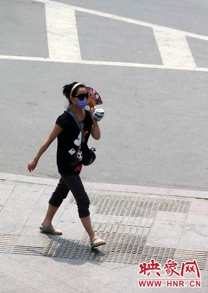 扇子雖小，遮一點陽光也好