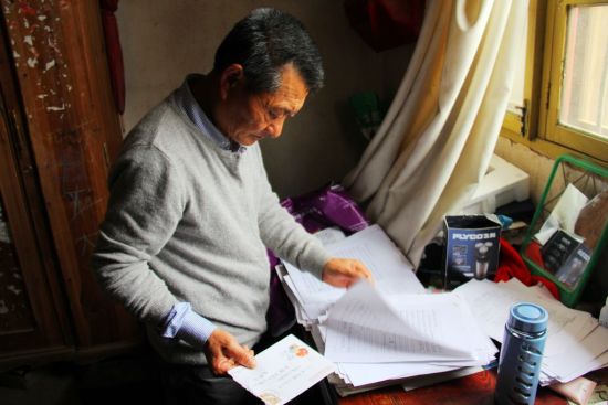 這些信成了張家的“寶貝”，哥哥張高發(fā)表示要好好收藏。