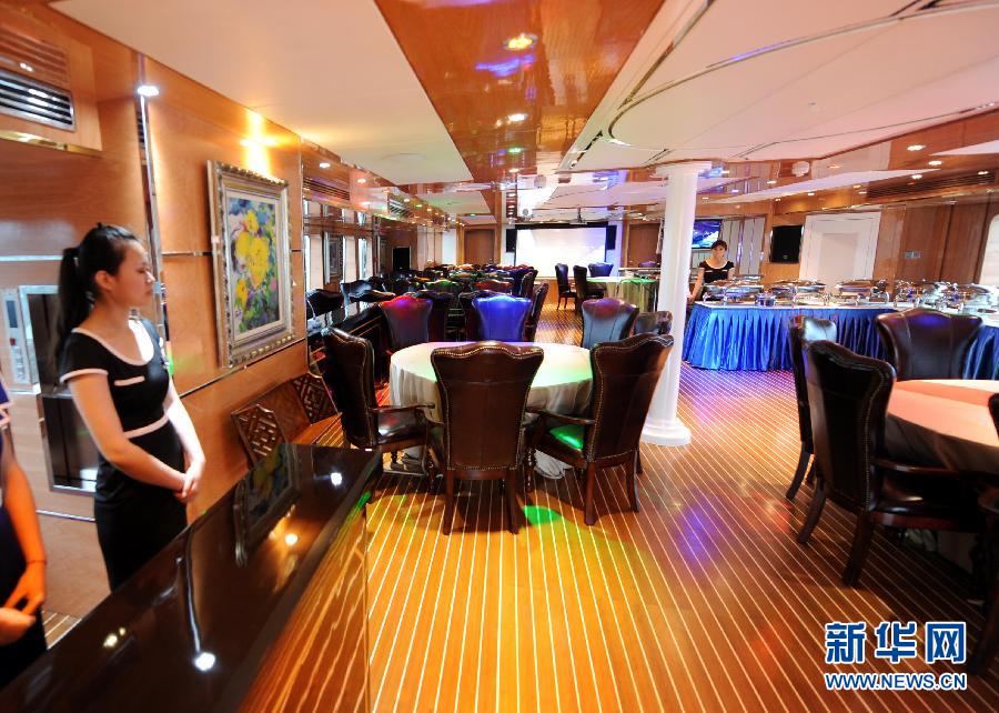 我國自主建造的大型游艇“虎鯊號”首航 我國自主建造的大型游艇“虎鯊號”首航