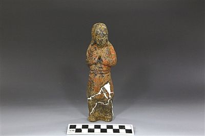 1號(hào)墓出土的陶俑。新華社發(fā)