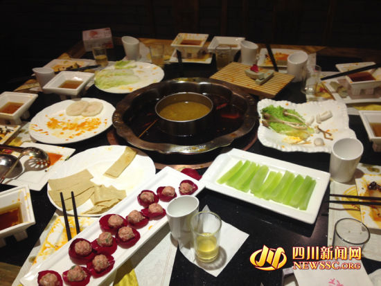 卡梅倫最愛(ài)的“香菜丸子”成為網(wǎng)友熱議的話題 卡梅倫最愛(ài)的“香菜丸子”成為網(wǎng)友熱議的話題