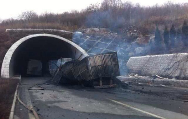 圖為事故現(xiàn)場。