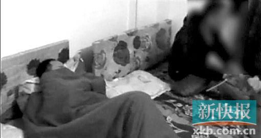 廣州搗毀一男同性戀者聚眾淫亂窩點(diǎn)。視頻截圖