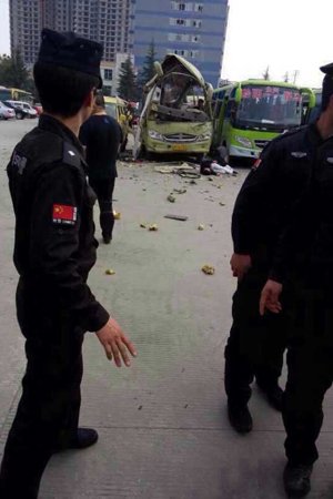 爆炸現(xiàn)場(chǎng)。圖片來自網(wǎng)絡(luò)