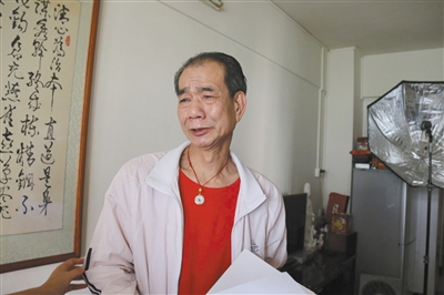 嫖娼事件后，區(qū)少坤向記者訴說委屈，他說：“這是一個圈套”。李根 攝