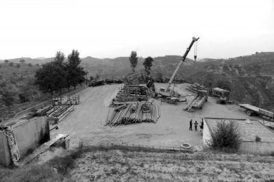 處延長石油的油井。