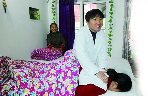 從失明絕望到振作開店，盲小伙陳冬經(jīng)歷重生