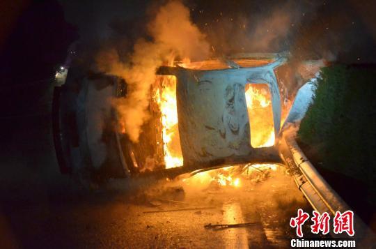 圖為事故現(xiàn)場(chǎng)。嚴(yán)光濤 攝