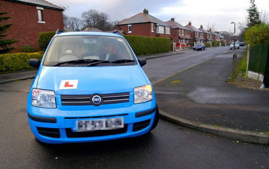 英國(guó)女子連考110次駕照仍未通過(guò)。