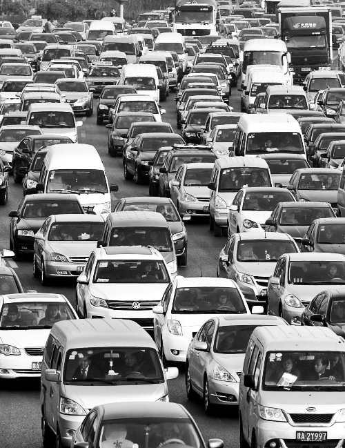 新規(guī)出臺，讓車主有了用車保障。