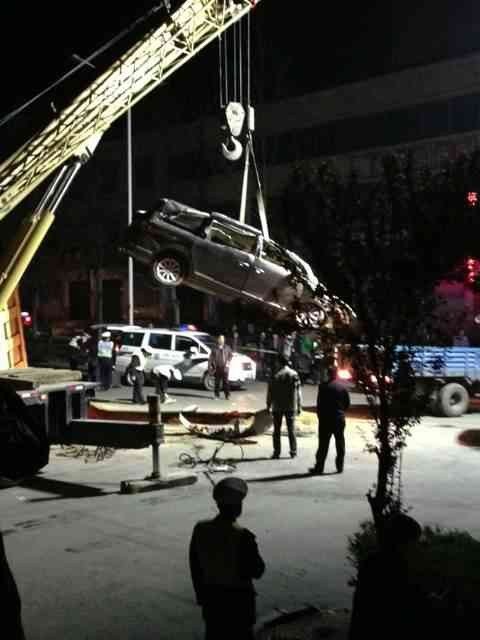 河南陜縣政協(xié)主席等6人考察途中遇車禍死亡 河南陜縣政協(xié)主席等6人考察途中遇車禍死亡