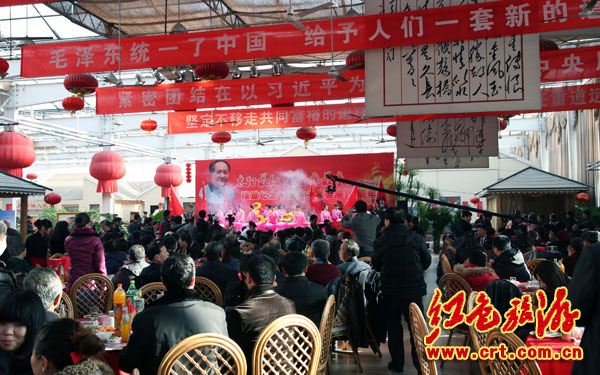 各地舉行毛澤東誕辰119周年紀念活動 各地舉行毛澤東誕辰119周年紀念活動