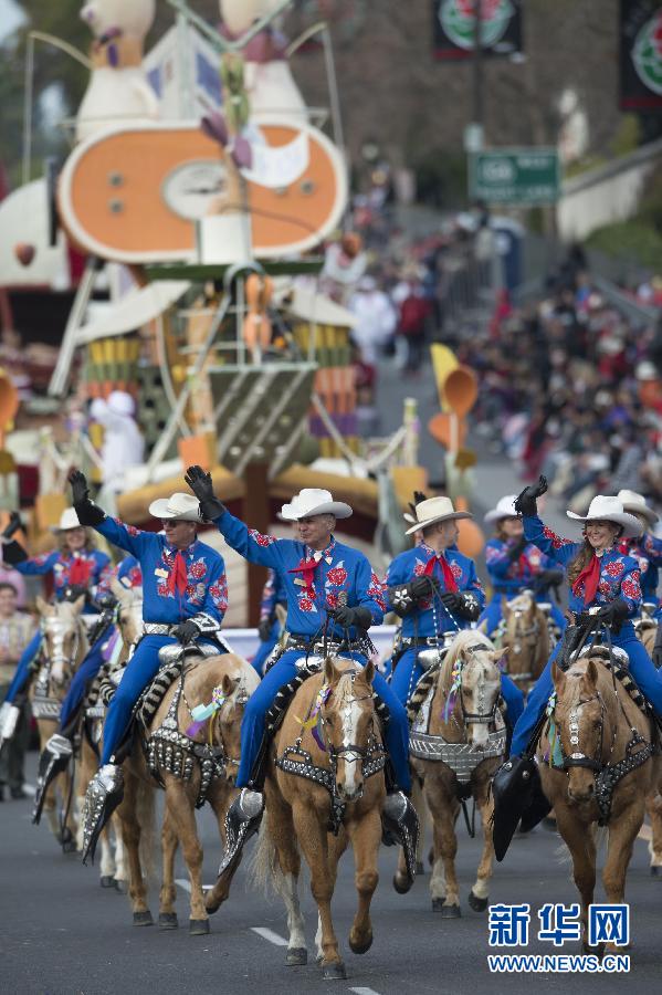 美國(guó)帕薩迪納舉行第124屆玫瑰花車游行 美國(guó)帕薩迪納舉行第124屆玫瑰花車游行