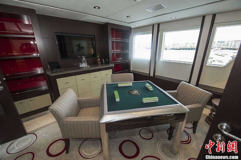 中國(guó)買家購(gòu)3億豪華游艇 中國(guó)買家購(gòu)3億豪華游艇