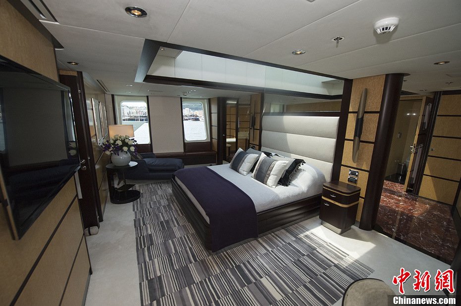 中國(guó)買家購(gòu)3億豪華游艇 中國(guó)買家購(gòu)3億豪華游艇