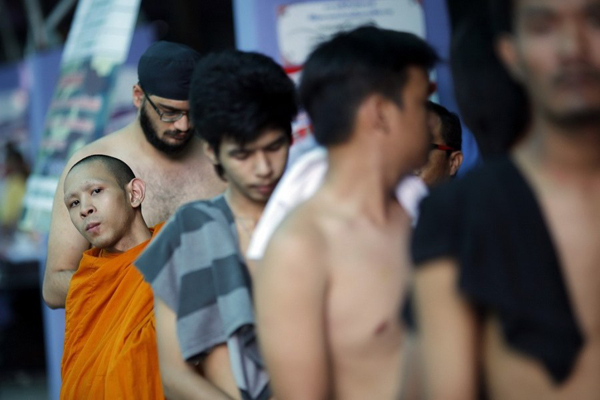 泰國(guó)進(jìn)行征兵抽簽 泰國(guó)進(jìn)行征兵抽簽