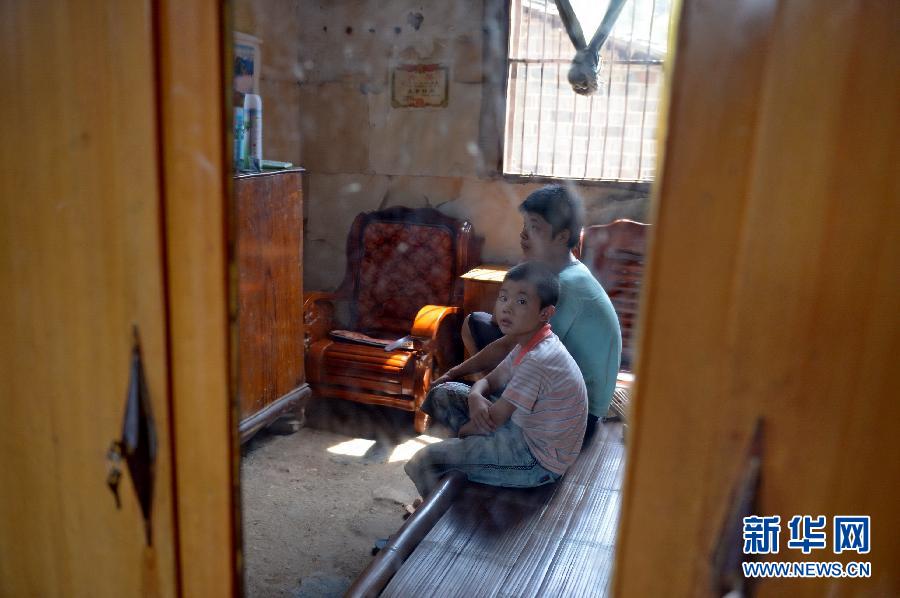 農(nóng)場棚戶區(qū)的最后留守家庭：留下的是回憶，迎來的是幸福