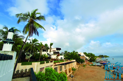 海風(fēng)椰影里的拉姆島。