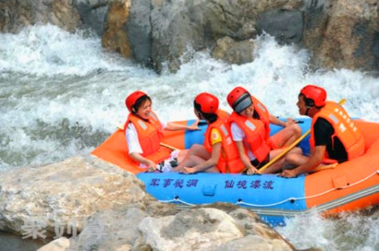 清涼一夏 河南多地歡樂親水游 清涼一夏 河南多地歡樂親水游