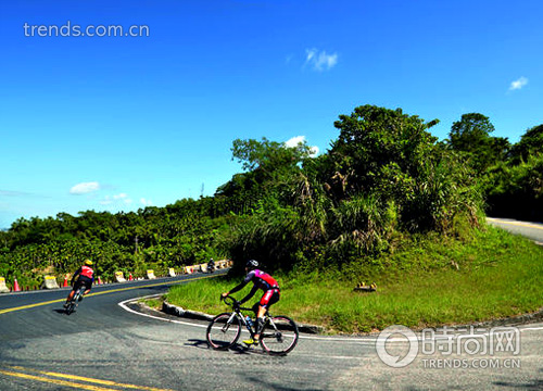 “騎”樂無窮 海岸線騎行不挑車型只挑心情 “騎”樂無窮 海岸線騎行不挑車型只挑心情