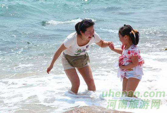 調(diào)查報(bào)告顯示:七成家長選擇出境親子游 調(diào)查報(bào)告顯示:七成家長選擇出境親子游