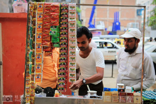 緬甸，繽紛的街邊平民小吃