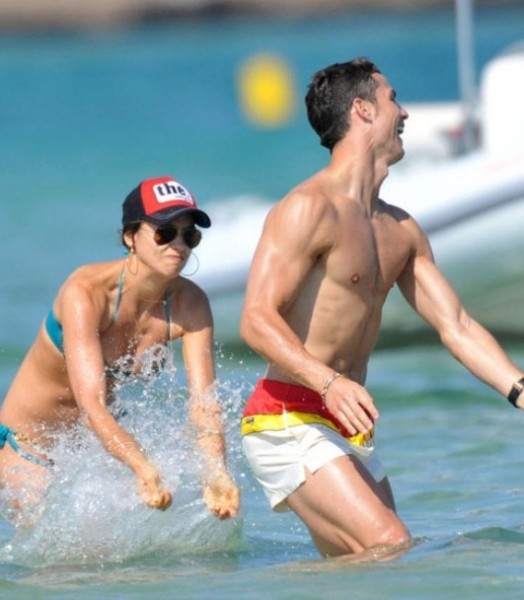 誰能有幸約會(huì)天使？維秘超模們的男星后宮團(tuán)