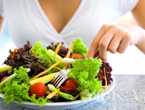 不想變成金剛芭比的話，就要少吃多運(yùn)動(dòng)