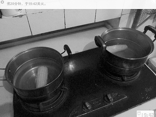 街頭香甜煮玉米被指靠添加劑 記者打探揭背后秘密 街頭香甜煮玉米被指靠添加劑 記者打探揭背后秘密