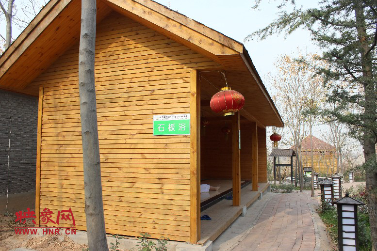 石板浴，躺在上面超級(jí)爽