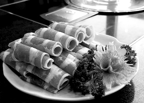 牛羊肉價格春節(jié)前直接“奔三”，市民感嘆吃牛羊肉是一種奢侈