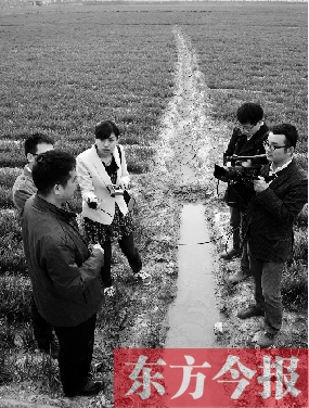 廢水不經(jīng)處理就直接排入麥田，農(nóng)民打的小麥都不敢吃。