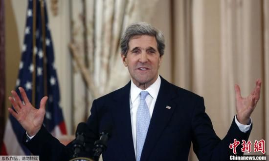 資料圖：當(dāng)?shù)貢r間2月6日，美國華盛頓，新任國務(wù)卿約翰·克里宣誓就職，副總統(tǒng)拜登出席了就職儀式。