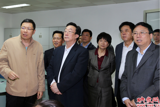 5月9日上午11點10分，河南省委書記郭庚茂一行來到映象網(wǎng)視察。映象網(wǎng)記者 邵恰 段晉哲攝